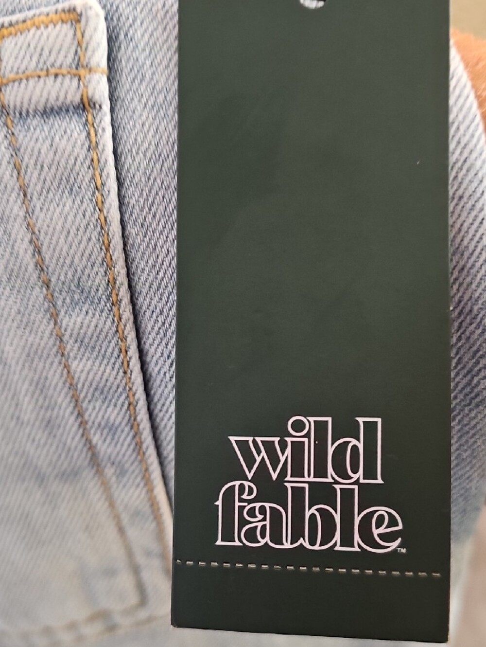 Wild Fable Women's Size 2 Low-Rise Baggy Jeans - Picture 2 of 7